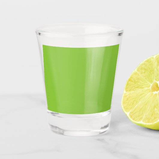 Website met een groene achtergrond en witte rand shot glas (Voorkant)