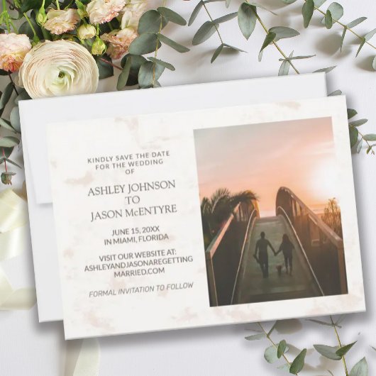 Website van Cream Tan Wedding Save The Date