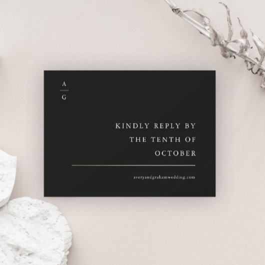 Website van de Elegant Modern Black and White Wedd RSVP Kaartje