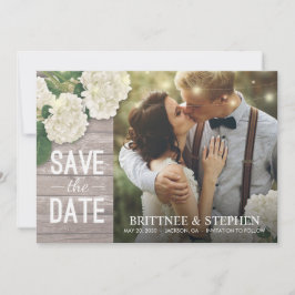 Weddenfoto Save the Date Hydrangeas Lights Wood