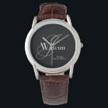 Weddenschap Beste man Gift Modern Monogram Naam Co Horloge<br><div class="desc">Wedding Best Man Gift Modern Monogram en noem Cool Classic Watch. Pas het aan voor die extra speciale aanraking aan uw Beste Man gift. Klik personaliseren deze sjabloon om het met uw monogram familienaam initiaal, voornaam en datum snel en gemakkelijk aan te passen. Wedding Best Man Gift Modern Monogram Name...</div>