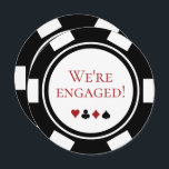 Weddenschap Black White Poker Chip Kaart<br><div class="desc">Daag je vrienden en familie door hen deze uitnodigingen van een zwarte en witte pokerspaander te sturen. Ze wachten vol ongeduld om bij je te zijn op deze leuke verloving viering!</div>