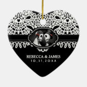 Weddenschap Black White Skeletons Lace Names Keramisch Ornament (Achterkant)
