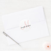 Weddenschap Bride Groom Pink White Monogram Sticke Ronde Sticker (Envelop)