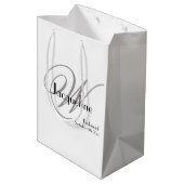 Weddenschap Bridesmaid Gift Monogram Chic Modern Medium Cadeauzakje (Achterkant Gekanteld)