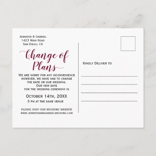 Weddenschap Datum uitstel Burgundy Navy Floral Aankondigingskaart (Achterkant)