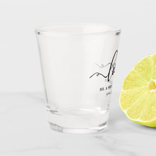 Weddenschap Elegant Calligraphy Script Love Shot Glas (Links)