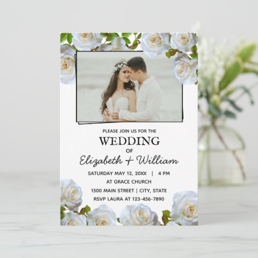 Weddenschap Foto Romantic White Flowers Uitnodigin Kaart (Staand voorkant)