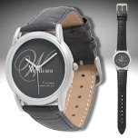 Weddenschap Groomsman Gift Modern Monogram Cool Sp Horloge<br><div class="desc">Wedding Groomsmen Gift Modern Monogram Cool Sports Watch. Groomsman modern monogram initiaal naam en datum klassiek cool horloge. Klik personaliseren deze sjabloon om het snel en gemakkelijk aan te passen. 30 dagen geld terug garantie. Wordt wereldwijd snel verzonden. Wedding Groomsman Gift Modern Monogram Sports Watch. Creëer door kunstenaar RjFxx *Alle...</div>