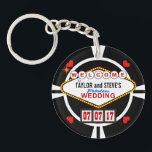 Weddenschap in Vegas Casino Favor Poker Chip Sleutelhanger<br><div class="desc">WELKOM AAN DE BRITSE EN GROOM'S FABULOZE WEDING! Of je nu de knoop in Las Vegas of in je eigen woonplaats verbindt, deze gelukkige huwelijksgunsten in casino-stijl zullen zeker met je gasten slaan. Replica van het beroemde Nevada-teken in retro neon doo-wop stijl, voeg je namen toe als sterkopliners op de...</div>