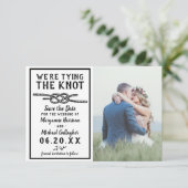 Weddenschap met de Knot Minimalist Nautical Photo Save The Date (Staand voorkant)
