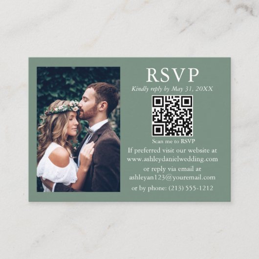 Weddenschap Modern Minimalist Foto Sage Green QR R Informatiekaartje (Voorkant)