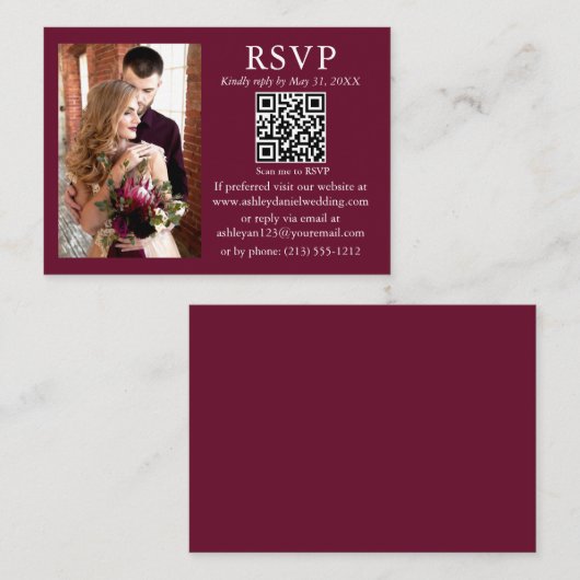 Weddenschap Moderne Minimale Foto Burgundy QR RSVP Informatiekaartje (Voorkant / Achterkant)