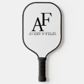 Weddenschap Monogram Black en White Elegant Guest Pickleball Paddle (Voorkant)