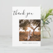 Weddenschap nieuw getrouwd drie fotogasten bedankkaart (Staand voorkant)