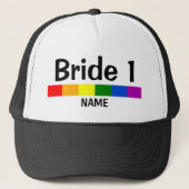 Weddenschap regenboogvlag Banner Bride 1 Trucker Pet (Voorkant)