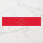 Weddenschap Romantic Red Gold  Chic Cool Script Waterfles Etiket (Enkel label)