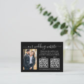 Weddenschap RSVP Details Foto 2 QR Black Informatiekaartje (Staand voorkant)