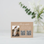 Weddenschap RSVP Details Foto 2 QR Taupe Informatiekaartje (Staand voorkant)