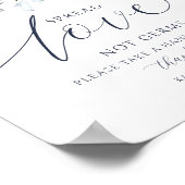 Weddenschap Spread Love Not Germs Sign Navy Floral Poster (Hoek)