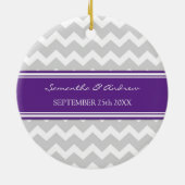 Weddenschap voor grijze Violet Chevron Keramisch Ornament (Achterkant)