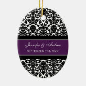Weddenschap voor Plum Black Damask Keramisch Ornament (Achterkant)