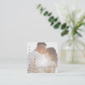 Weddenschap Website QR Code Modern Foto RSVP Wedde Informatiekaartje (Staand voorkant)