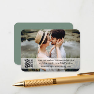 Weddenschap Website QR Overlay Foto Sage Green Informatiekaartje