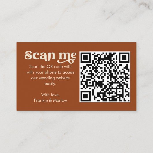Weddenschap Website Terracotta Retro RSVP QR Code Informatiekaartje (Achterkant)