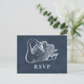Weddenschap White Swan Navy Blue RSVP Uitnodiging Briefkaart (Staand voorkant)