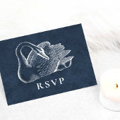 Weddenschap White Swan Navy Blue RSVP Uitnodiging Briefkaart