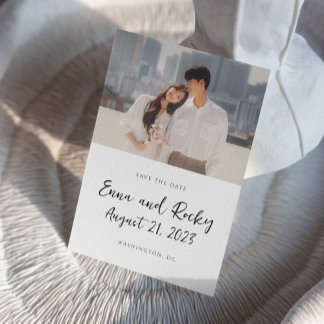 Weddenschappen redden de kaartuitnodiging voor een save the date