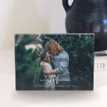 Weddenschapsdatum Trendy Lettered Custom Photo Blo Fotoblokken<br><div class="desc">Deze trendy hand-briefed fotoblok grof shows van je favoriete foto. Creëer een moment in de tijd met dit voorgoed.</div>