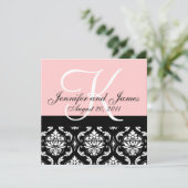 Weddenschapsmonogram Namen Datum Roze Damask Kaart (Staand voorkant)