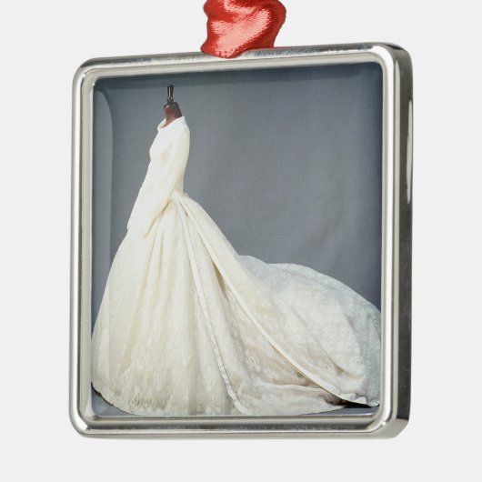 Weddensjurk van Katharine Worsley Metalen Ornament (Links)