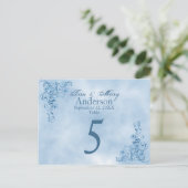 Weddenstabel Plaats kaarten: Sky Blue Elegance Briefkaart (Staand voorkant)