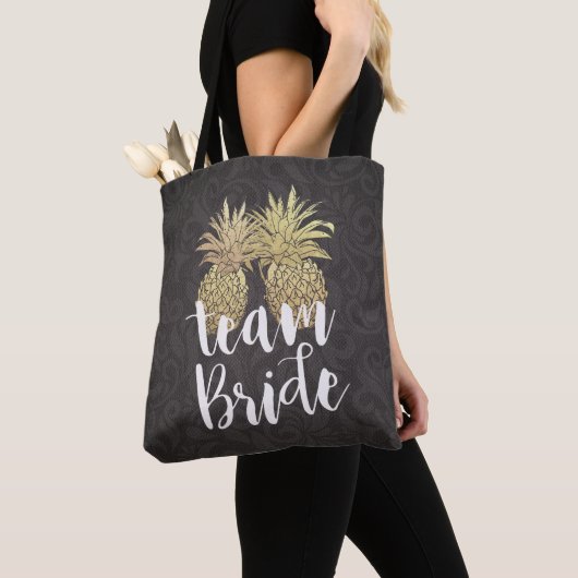 Weddensteam Bride Modern Gold Pineapple Couple Tote Bag (Dichtbij)