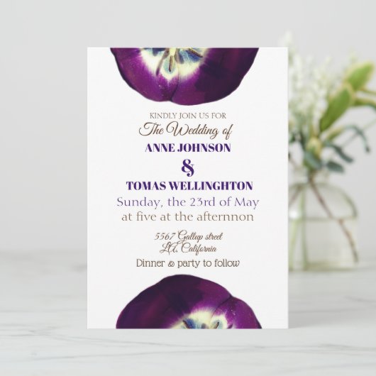 Weddensuitnodiging, Paarse Tulips foto Kaart (Staand voorkant)