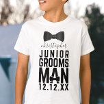 Wedding Bow Stropdas Junior Groomsman T-Shirt<br><div class="desc">Behandel je junior groomsmen naar bijpassend stropdas junior groomsman shirten! Voeg gewoon hun naam en je trouwdatum toe en zorg dat ze je gasten met hun gemak kunnen laten wakker worden. Perfecte kleding voor trouwrepetities</div>