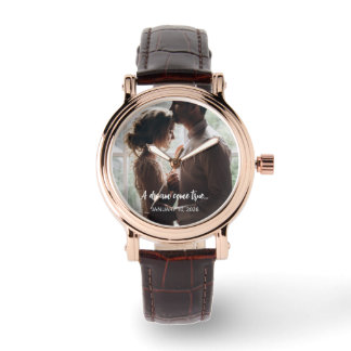 Wedding Date with Quote and Picture of Couple Horloge