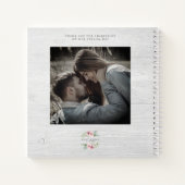 Wedding GuestBook Foto op hout op roze krans Notitieboek (Achterkant)