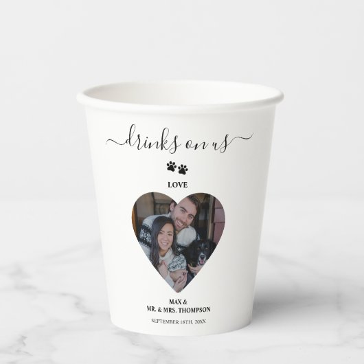 Wedding Heart Photo Couple Pet Dog Drinks on Us Papieren Bekers (Voorkant)