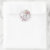 Wedding Heart Ribbon met Monogram Ronde Sticker (Tas)