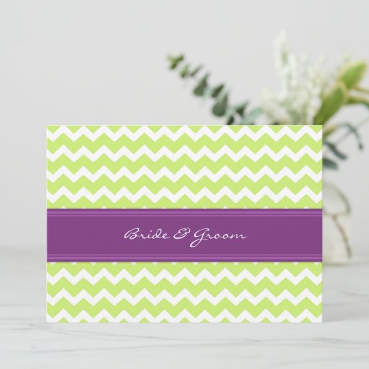 Wedding Invitations Green Plum Chevron Kaart (Staand voorkant)