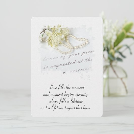 Wedding Pearl Heart over formele uitnodiging (Staand voorkant)