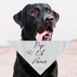 Wedding Pet Bandana | Edelachtbare pagina | Grijs<br><div class="desc">Klein of groot kan dit gezelschapsbandaan worden gebruikt voor honden of katten. Minimaal,  modern en aanpasbaar met de naam van uw huisdier. Een nietje voor al je hond of kattenmoeder die je pelskind wil opnemen op je speciale dag! Alle tekst kan worden aangepast ↣ klik op de knop 'Personaliseren'.</div>