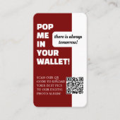 Wedding Red White Scan QR Code Fotoalbum Modern Visitekaartje (Voorkant)