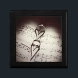 Wedding Ring Hearts Music Cadeaudoosje<br><div class="desc">Een samenstellingsboek dat net juist wordt gegrepen maakt de eeuwige ronde ringen in de vorm van harten.</div>