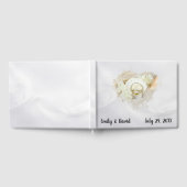 Wedding Rings in Seashell On White Satin Gastenboek (Volledig)