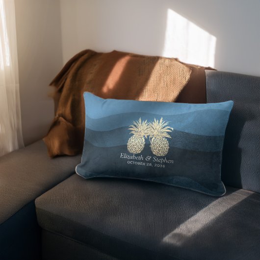 Weduwshow Modern Blue Gold Pineapple Couple L Kussen